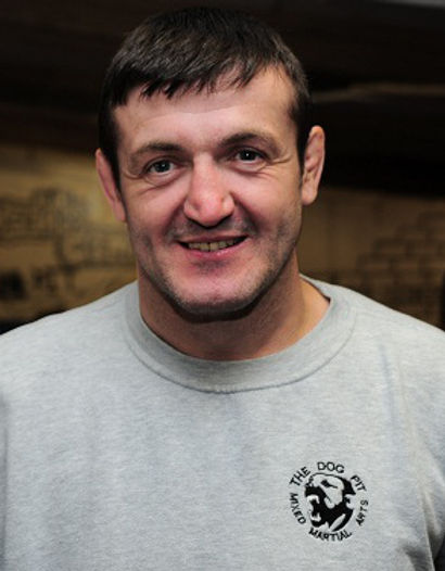 PADDY DURKIN (THE DOG PIT MMA) - BRITISH MMA AND CATCH AS CATCH CAN LEGEND AND COACH OF BRITISH AND WORLD CHAMPIONS IN VARIOUS DISCIPLINES IS A GUEST INSTRUCTOR AT UNIVERSAL JUDO ACADEMIES.